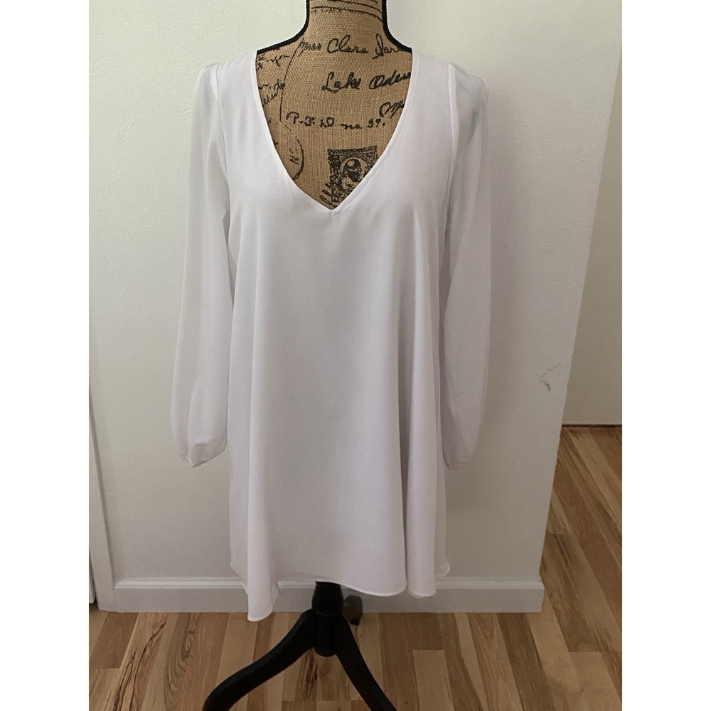 Revolve Lovers + Friends White Cold-Shoulder V-Neck Mini Shift‎ Dress Size Small